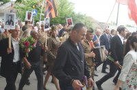 Тысячи комратчан пришли к Мемориалу славы 9 мая (фоторепортаж)