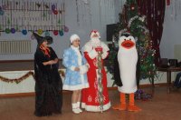 В лицеях Комрата проходят новогодние утренники (фоторепортаж)