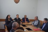 Руководство примэрии и муниципальных предприятий отчитались о работе за 2016г (фоторепортаж)