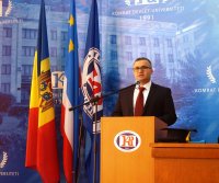 Новый ректор Комратского госуниверситета вступил в должность